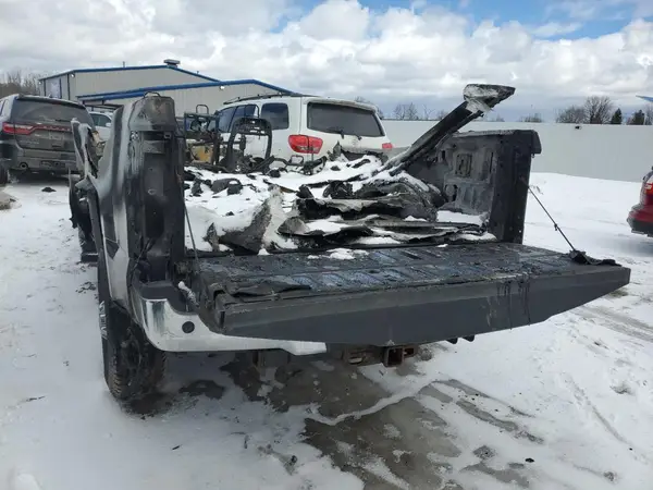 1FT8X3BT3HED34206 2017 FORD F350 - Image 2