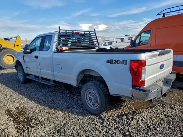 1FT8X3BT4KEF17265 2019 FORD F350 - Image 2