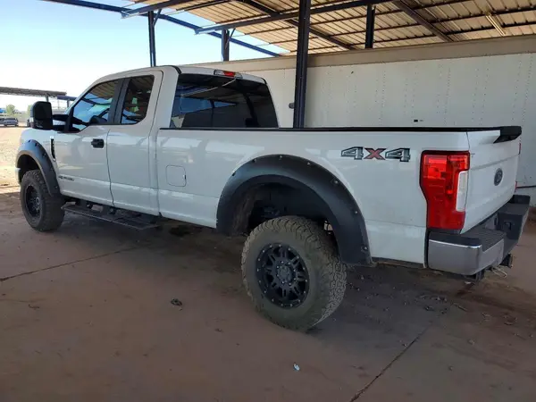 1FT8X3BT5HED34854 2017 FORD F350 - Image 2