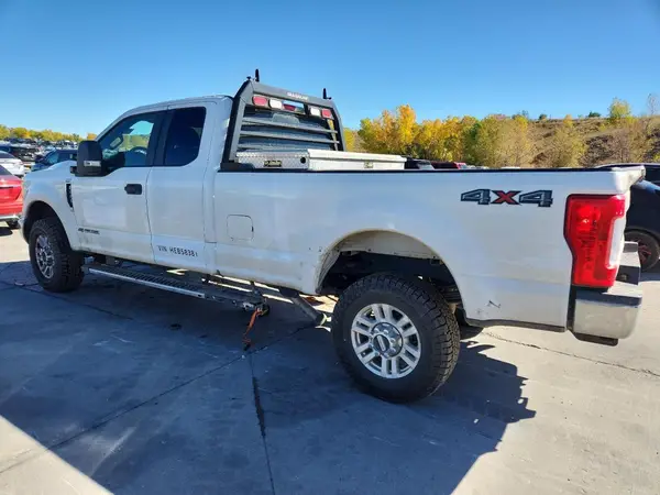1FT8X3BT6HEB58381 2017 FORD F350 - Image 2