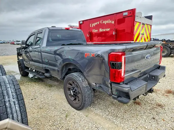 1FT8X3BT6PED14885 2023 FORD F350 - Image 2