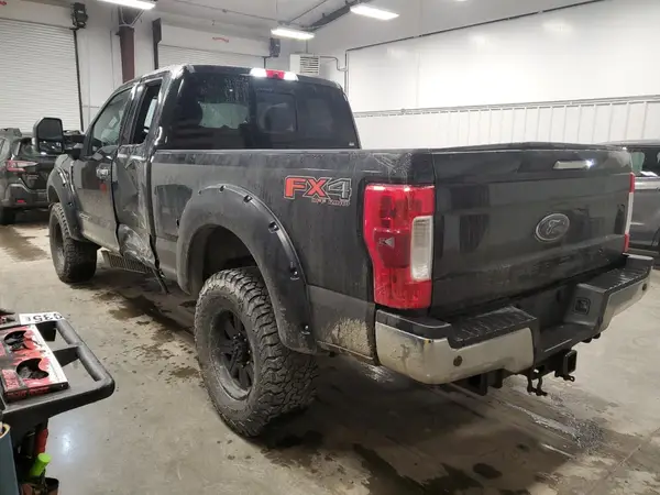 1FT8X3BT7HEB73035 2017 FORD F350 - Image 2