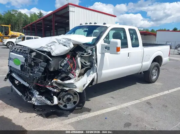 1FT8X3BT8GEB57795 2016 FORD F350 - Image 2