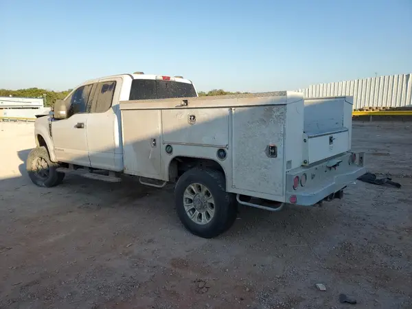 1FT8X3BT9LEC88471 2020 FORD F350 - Image 2