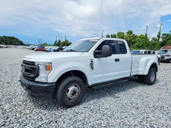 1FT8X3CN8NEC08242 2022 FORD F350 - Image 2