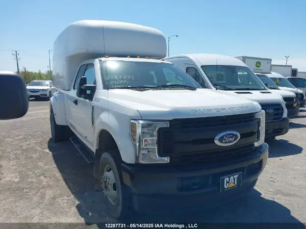 1FT8X3D6XKEE29666 2019 FORD F350 - Image 1