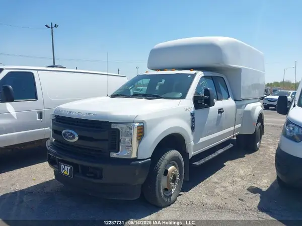 1FT8X3D6XKEE29666 2019 FORD F350 - Image 2