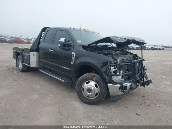 1FT8X3DT1HEC00520 2017 FORD F350 - Image 1
