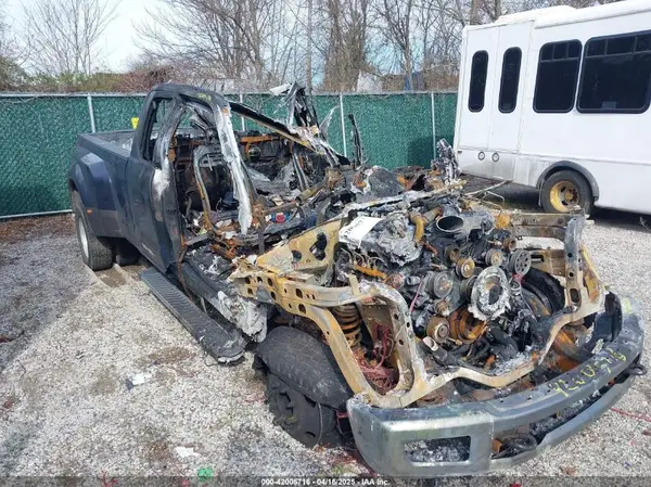 1FT8X3DT4HEB60840 2017 FORD F350 - Image 1