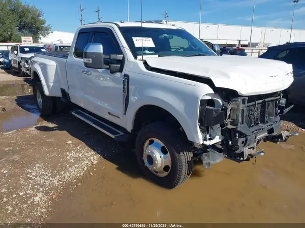 1FT8X3DT4PEC48981 2023 FORD F350 - Image 1