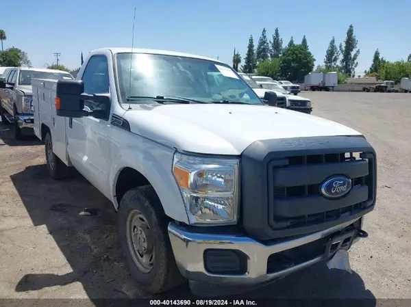 1FTBF2A62GEC83861 2016 FORD F250 - Image 1