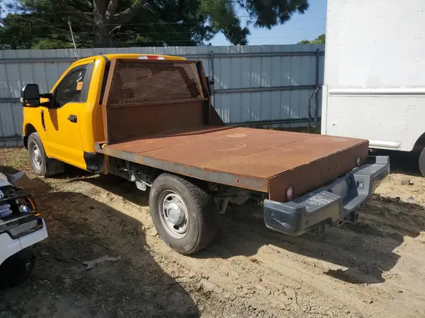 1FTBF2A63JEC28200 2018 FORD F250 - Image 2