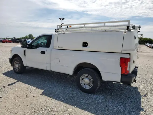 1FTBF2A65KEC41113 2019 FORD F250 - Image 2
