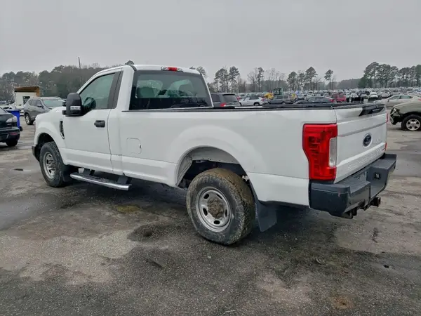 1FTBF2A65KEC41967 2019 FORD F250 - Image 2