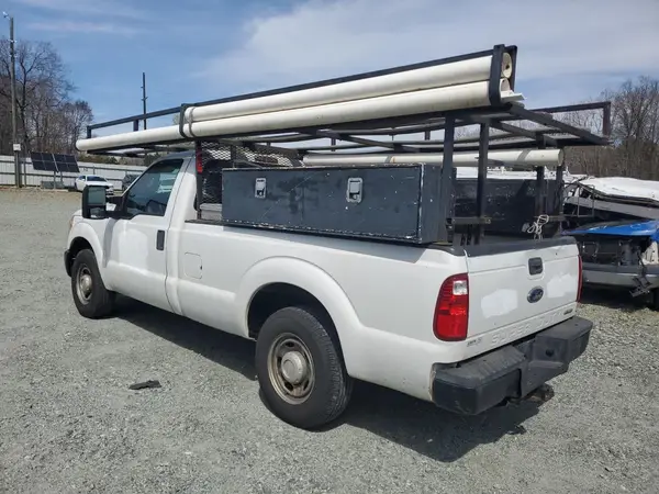 1FTBF2A66GEA30624 2016 FORD F250 - Image 2