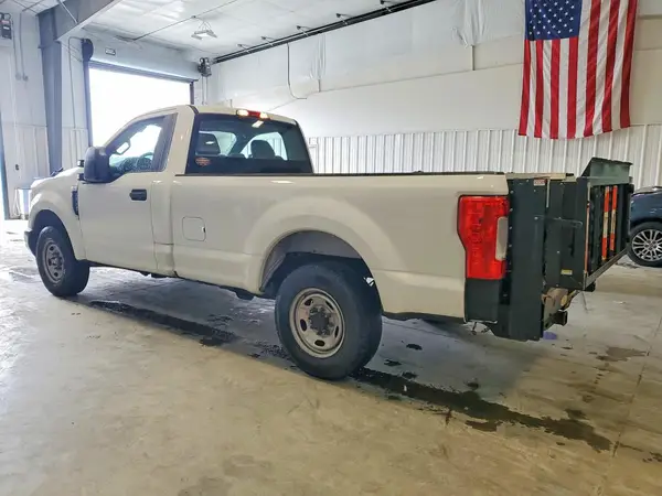 1FTBF2A66KEG48986 2019 FORD F250 - Image 2