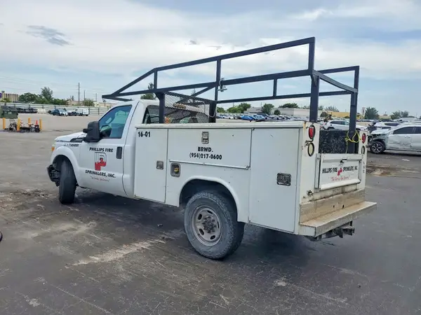 1FTBF2A67GEB73114 2016 FORD F250 - Image 2