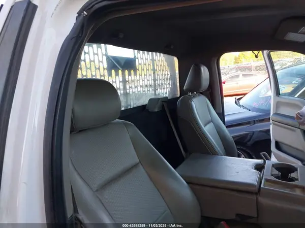 1FTBF2A67HEE50412 2017 FORD F250 - Image 8