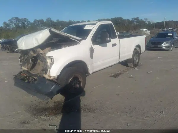 1FTBF2A68JEC25406 2018 FORD F250 - Image 2