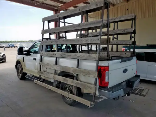1FTBF2A69HEE50217 2017 FORD F250 - Image 2