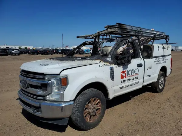 1FTBF2A69NED26735 2022 FORD F250 - Image 2