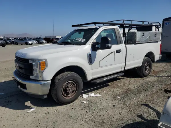 1FTBF2A6XHEF38709 2017 FORD F250 - Image 1