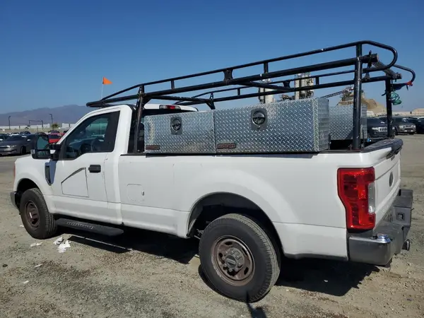 1FTBF2A6XHEF38709 2017 FORD F250 - Image 2