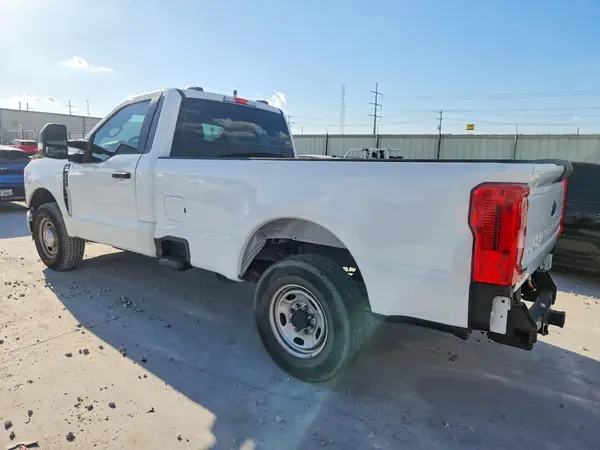 1FTBF2AA1PEE21944 2023 FORD F250 - Image 2