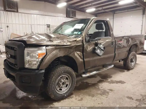 1FTBF2B60GEA32562 2016 FORD F250 - Image 2