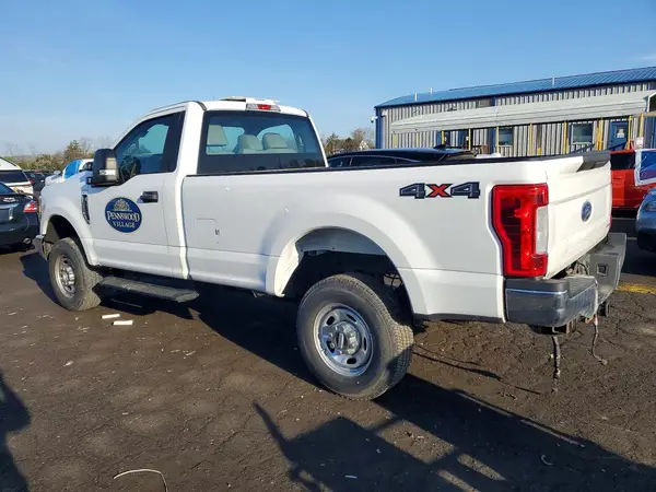 1FTBF2B60HEB49124 2017 FORD F250 - Image 2