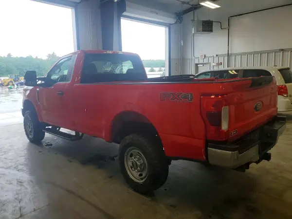 1FTBF2B60KED05685 2019 FORD F250 - Image 2