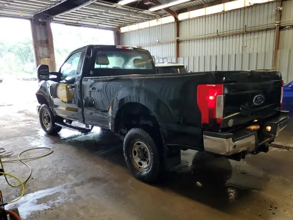 1FTBF2B60KEG24813 2019 FORD F250 - Image 2