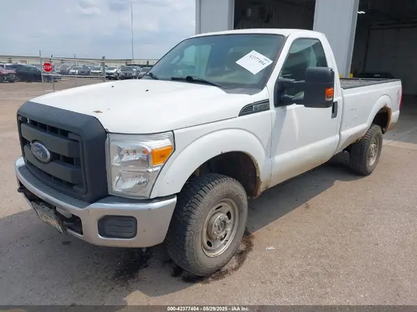 1FTBF2B61GED15892 2016 FORD F250 - Image 2