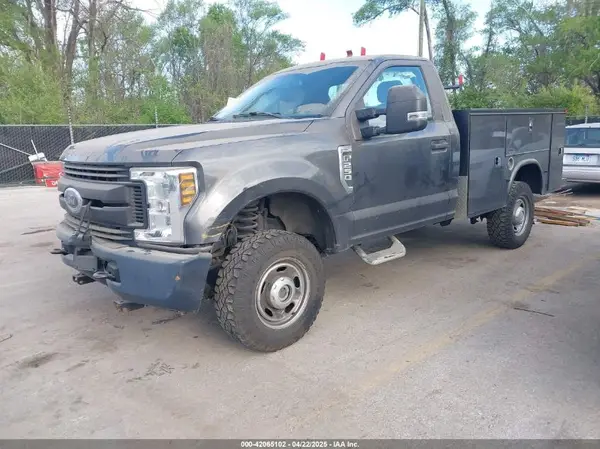 1FTBF2B62JEC64684 2018 FORD F250 - Image 2