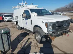 1FTBF2B62KEF56000 2019 FORD F250