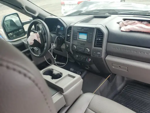 1FTBF2B63HEF50733 2017 FORD F250 - Image 8