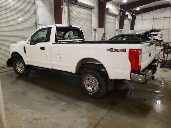 1FTBF2B63KEF04181 2019 FORD F250 - Image 2