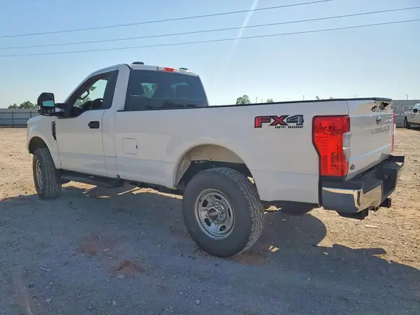 1FTBF2B63LEE60135 2020 FORD F250 - Image 2