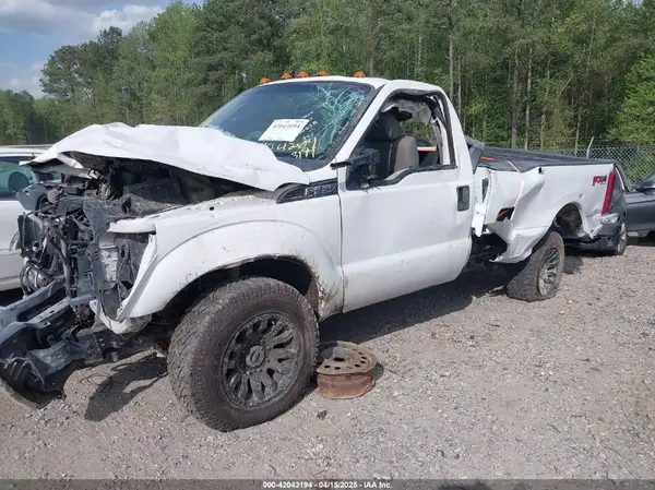 1FTBF2B64GEA10628 2016 FORD F250 - Image 2
