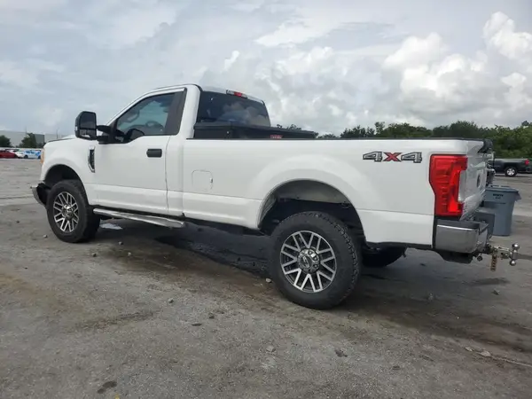 1FTBF2B64HEE42573 2017 FORD F250 - Image 2