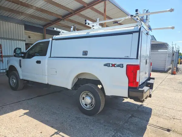 1FTBF2B64KEG06234 2019 FORD F250 - Image 2
