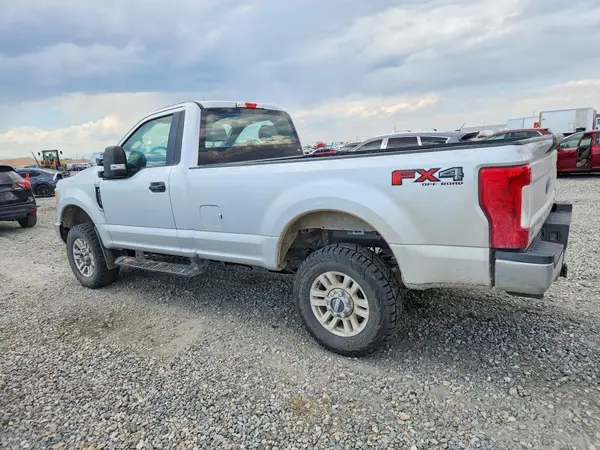 1FTBF2B66HEF37278 2017 FORD F250 - Image 2