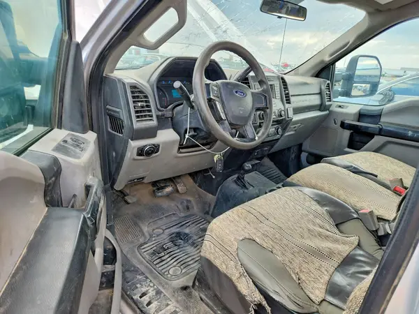 1FTBF2B66HEF37278 2017 FORD F250 - Image 8