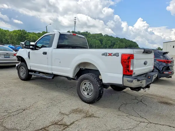 1FTBF2B67KEE71881 2019 FORD F250 - Image 2