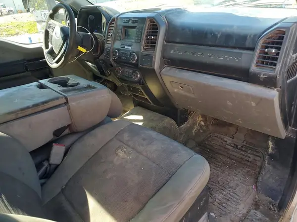 1FTBF2B68HEE02478 2017 FORD F250 - Image 8
