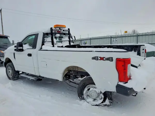 1FTBF2B68JEC20561 2018 FORD F250 - Image 2