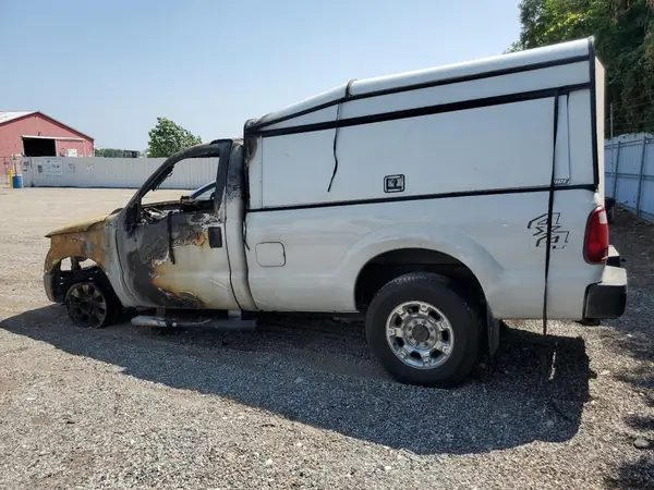 1FTBF2B69GEA41017 2016 FORD F250 - Image 2