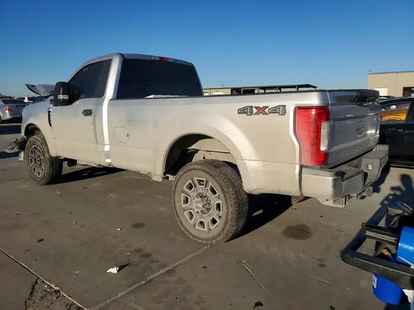 1FTBF2B69JEB85111 2018 FORD F250 - Image 2