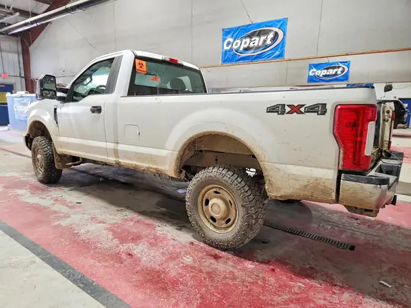 1FTBF2B6XHEC61087 2017 FORD F250 - Image 2