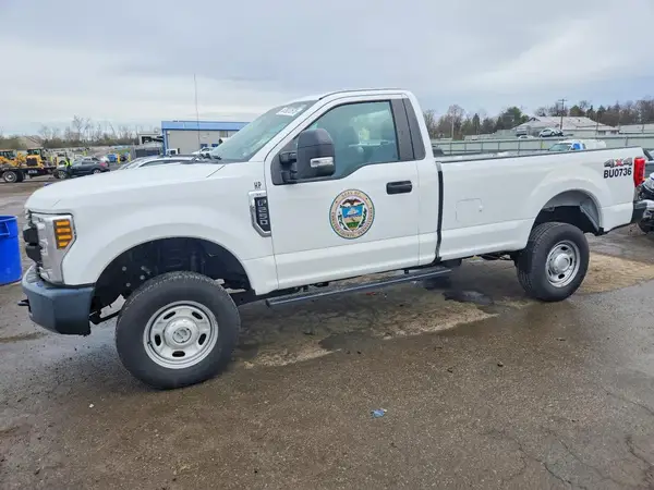 1FTBF2B6XJEC20609 2018 FORD F250 - Image 1